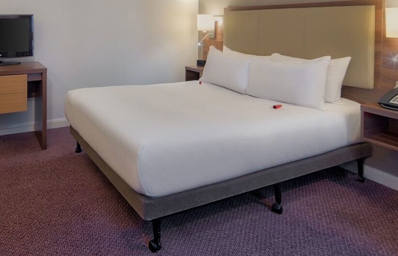 Номер Стандарт Адаптированный для Инвалидов, Doubletree By Hilton London   Chelsea
