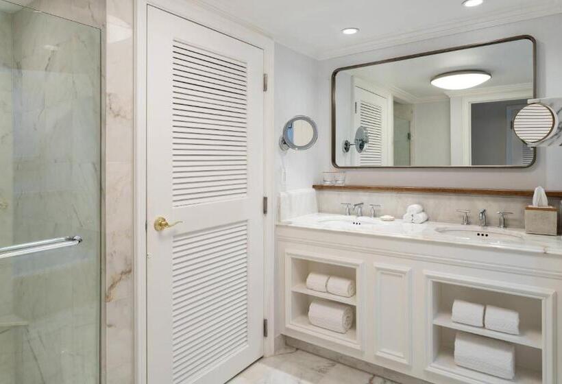 이그제큐티브 스위트 킹침대, The Ritzcarlton Orlando, Grande Lakes
