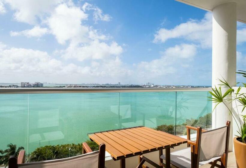 Suite, Nyx Cancun