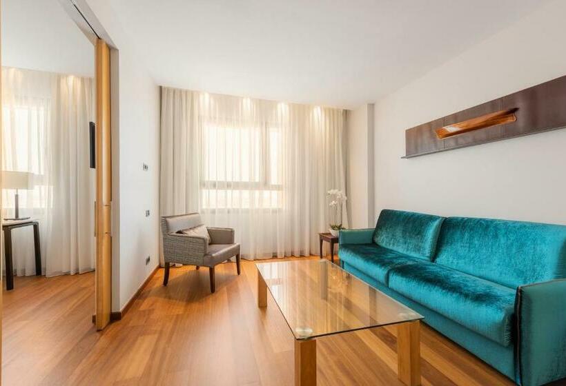 سوییت جونیور, Eurostars Gran Valencia
