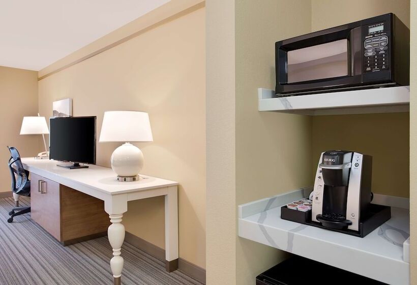 Номер Стандарт 2 Двуспальные Кровати, Hilton Garden Inn Saratoga Springs