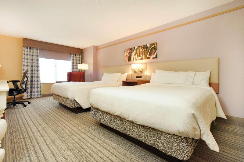 Номер Премиум, Hilton Garden Inn Saratoga Springs