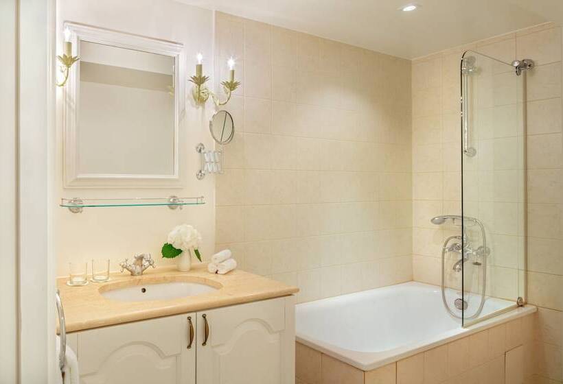 سوییت جونیور, Schlössle Hotel   The Leading Hotels Of The World