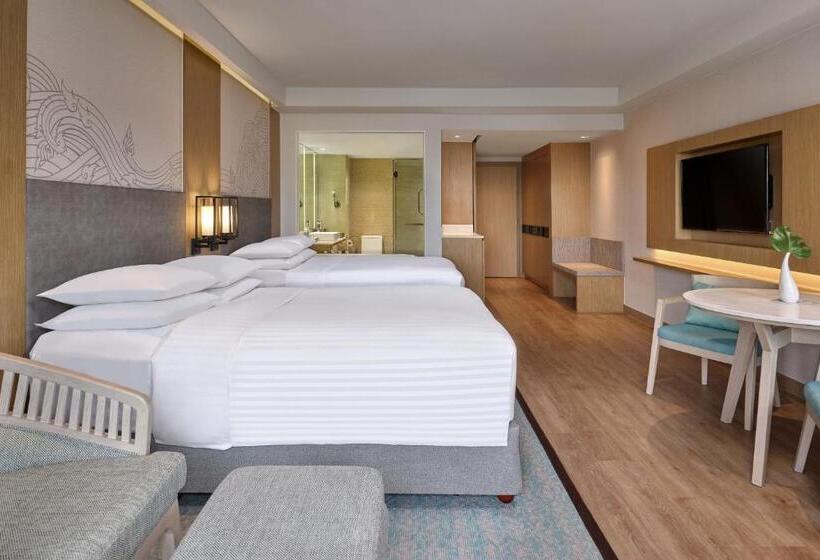 프리미엄 룸 풀장 전망, Phuket Marriott Resort & Spa Merlin Beach