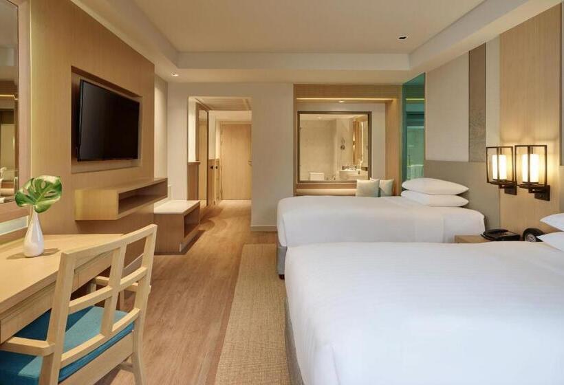 풀장 전망 디럭스 룸, Phuket Marriott Resort & Spa Merlin Beach