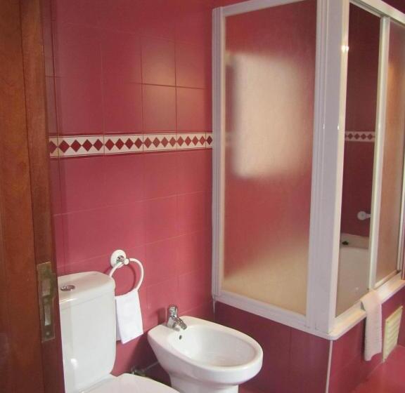 اتاق استاندارد سه نفره, Residencia Filipe