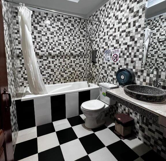 带大床的豪华间, The Place Hostel Siem Reap Angkor