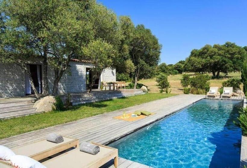 Вилла с 1 спальней и бассейном, Domaine De Peretti Della Rocca