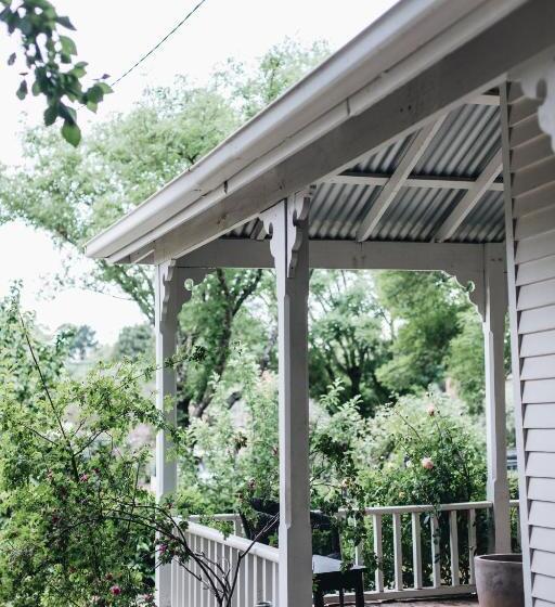 Casa 3 Quartos, The Main House @ Poets Lodge