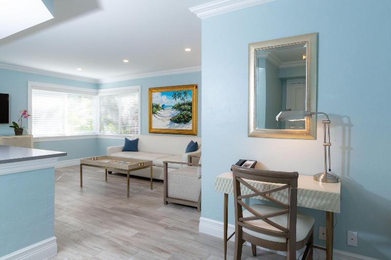 Люкс Повышенной Комфортности, Crane S Beach House Boutique Hotel & Luxury Villas
