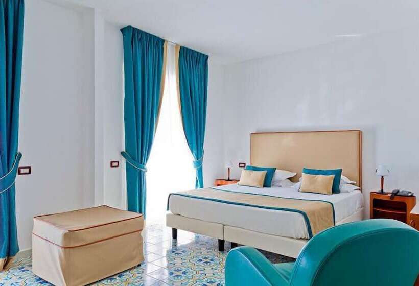 ジュニアスイート, Mediterranea Hotel & Convention Center