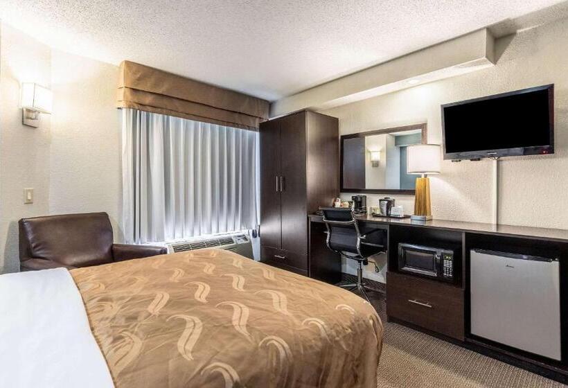חדר סטנדרט מותאם לאדם עם מוגבלויות, Quality Inn Memphis Northeast Near I40