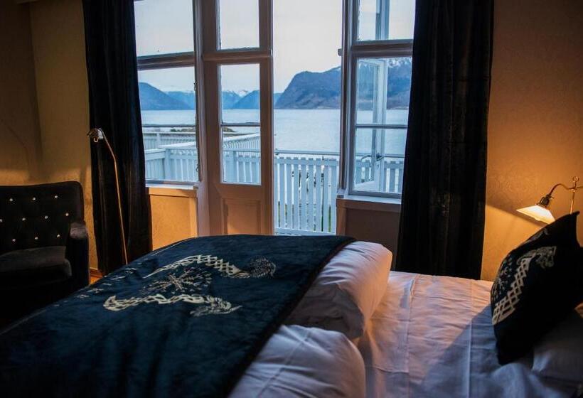 オーシャンビューデラックスルームバルコニー付き, Leikanger Fjordhotel   Unike Hoteller
