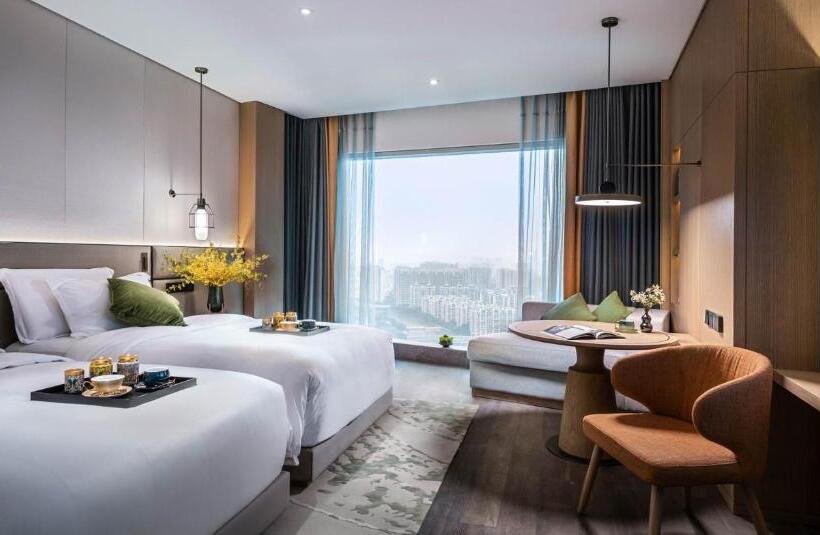 Номер Стандарт Вид на Реку, Guangzhou Elegant