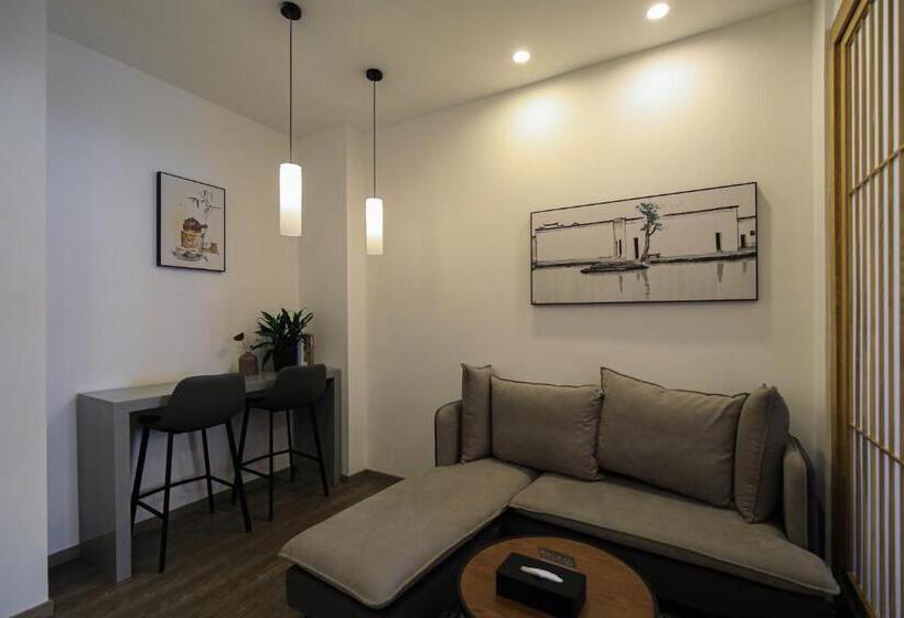 Quarto Superior, Ruiya Apart
