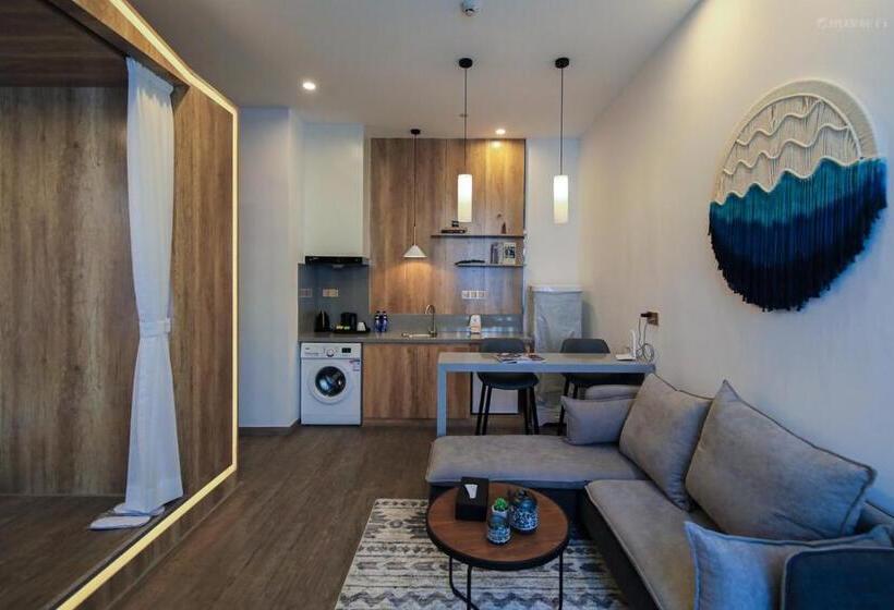 Quarto Superior, Ruiya Apart