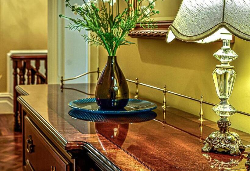스위트 킹사이즈 침대, Langsford Luxury