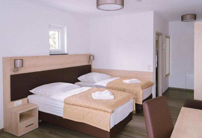 Номер Стандарт Трехместный, Glindower Alpen Pension