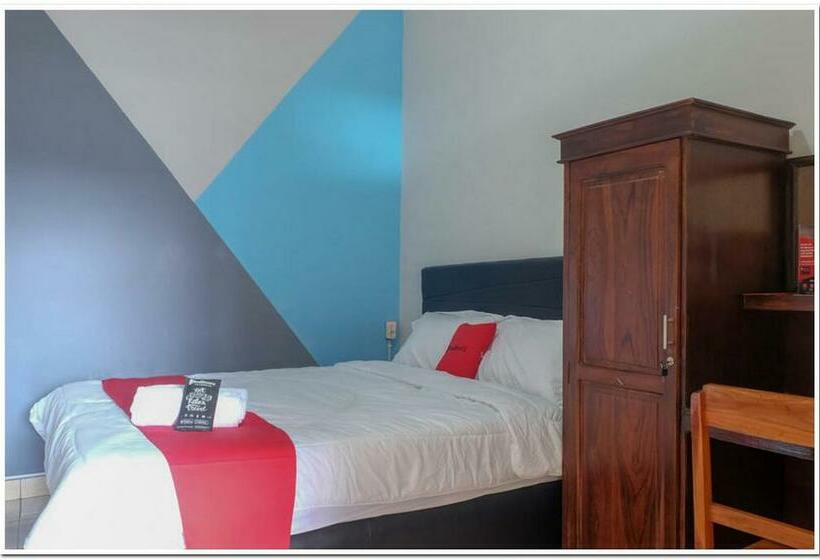 Номер Стандарт, Reddoorz Near Penimbangan Beach Singaraja