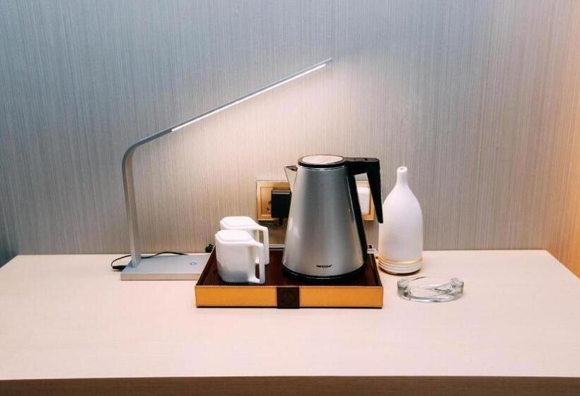 디럭스 룸, Lavande Hotel Urumqi High Speed Railway Wanda Plaza