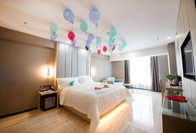 이그제큐티브 룸 킹사이즈 침대, Lavande Hotel Urumqi High Speed Railway Wanda Plaza