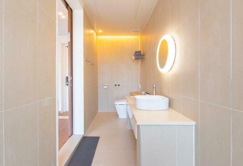 اتاق استاندارد با چشم‌انداز, Laterrace Cove Suite