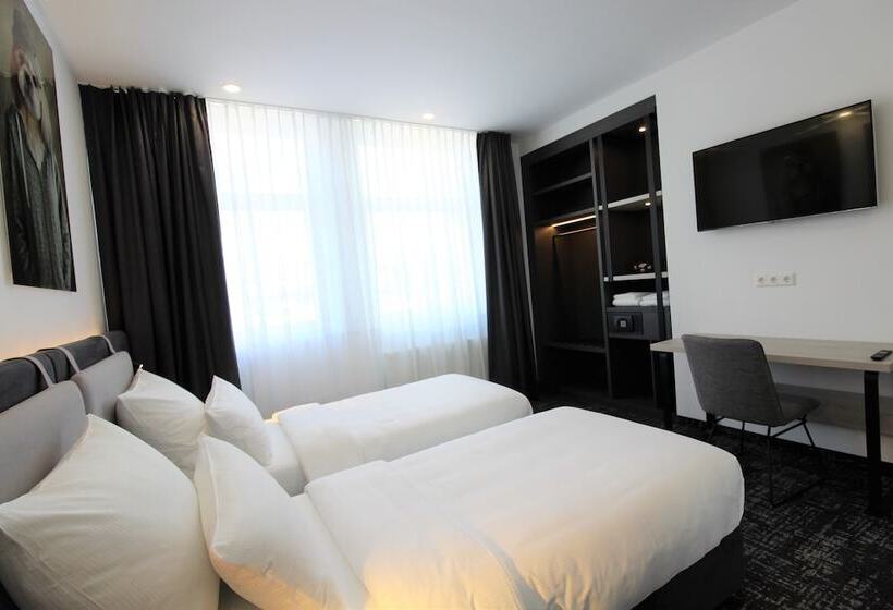 Номер Стандарт, Libarty Hotels