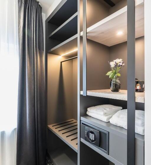 شقة غرفة واحدة, Libarty Hotels