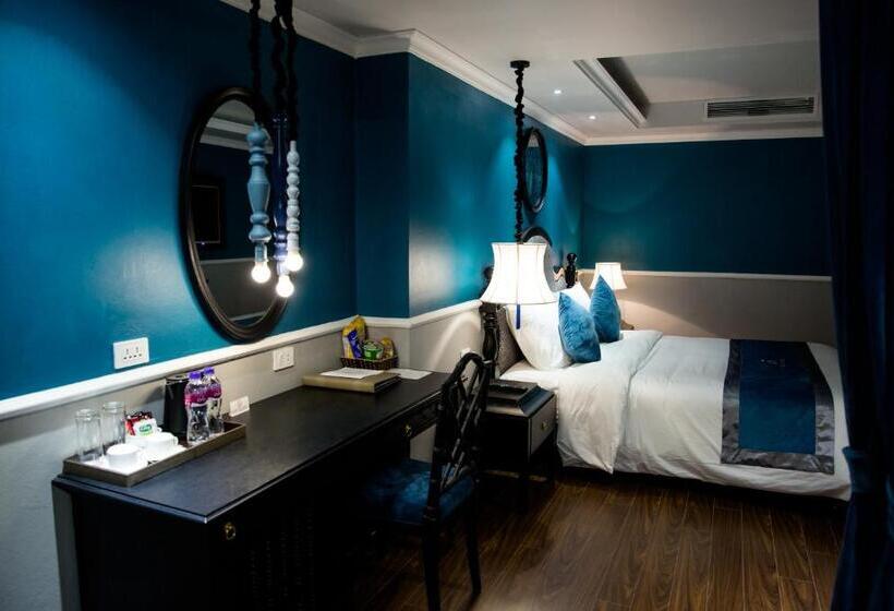 سوییت جونیور, Michi S Hotel Lao Cai