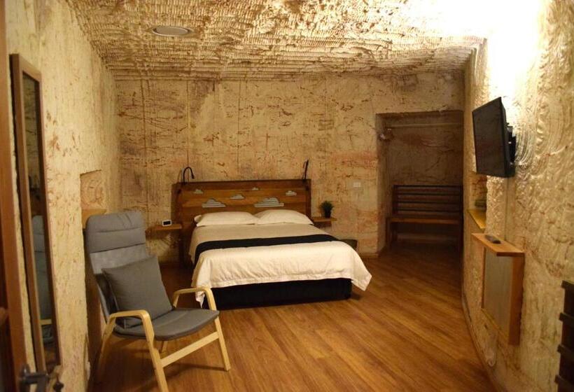 Апартаменты Deluxe 1 Спальня, Dug Out B&b