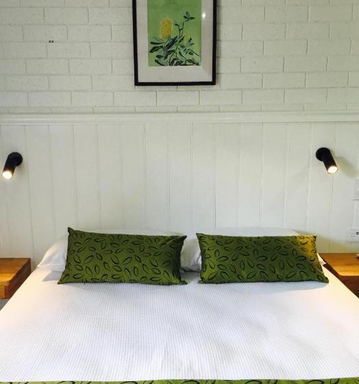 Номер Стандарт, Gin Gin Village Motor Inn Motel Qld