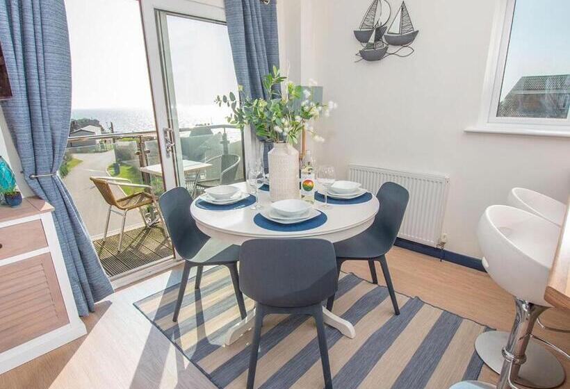 Апартаменты 1 Спальня, Ladram Bay Holiday Park