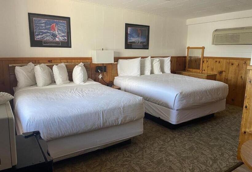 Номер Стандарт, Saddle & Surrey Motel