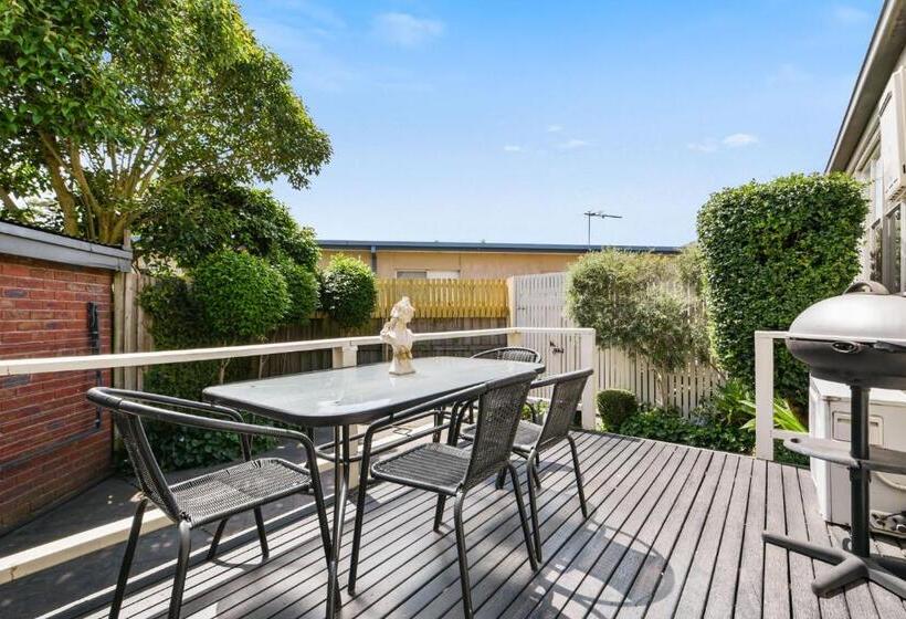 패밀리 스위트, Creek Cottage Bed And Breakfast Traralgon