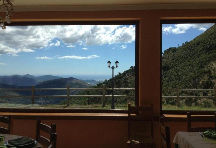 Трехместный Номер Классика, Agriturismo Collecammino