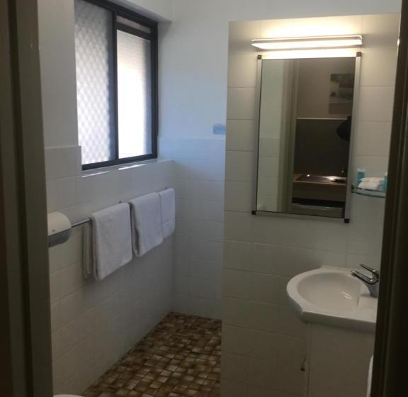 Семейный Номер, Culcairn Motor Inn