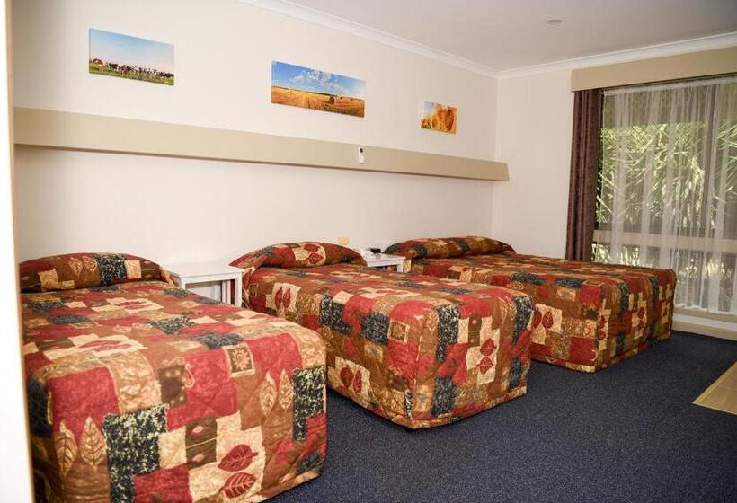 Семейный Номер, Culcairn Motor Inn