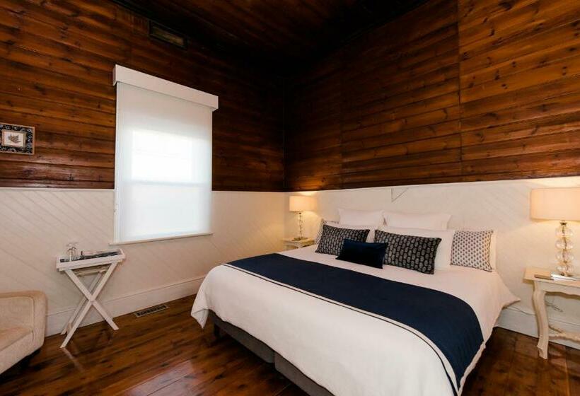 디럭스 스위트 킹 침대, La Maison St Arnaud