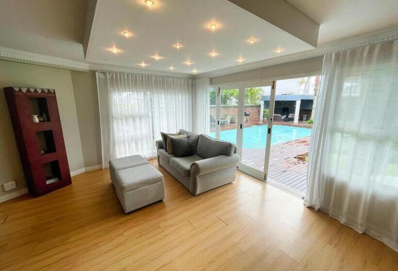 Номер Стандарт, Blue View B&b