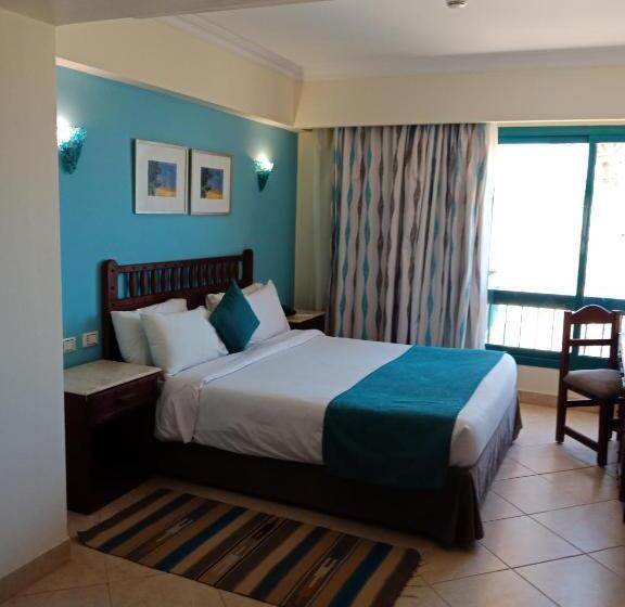 سوییت با چشم‌انداز دریا, Green Sudr Resort