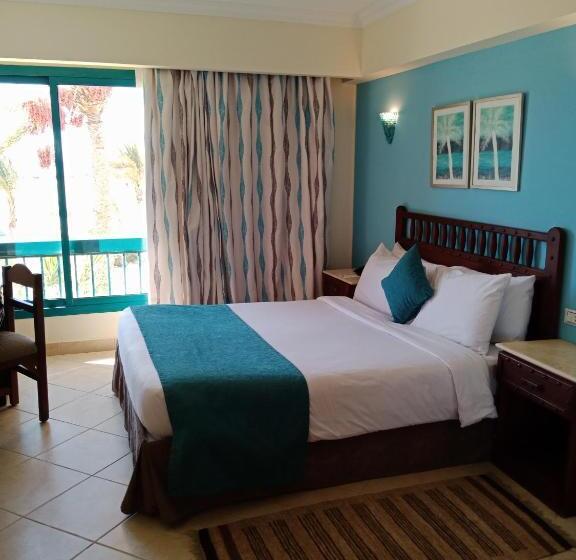 اتاق یک تخته با چشم‌انداز باغ, Green Sudr Resort