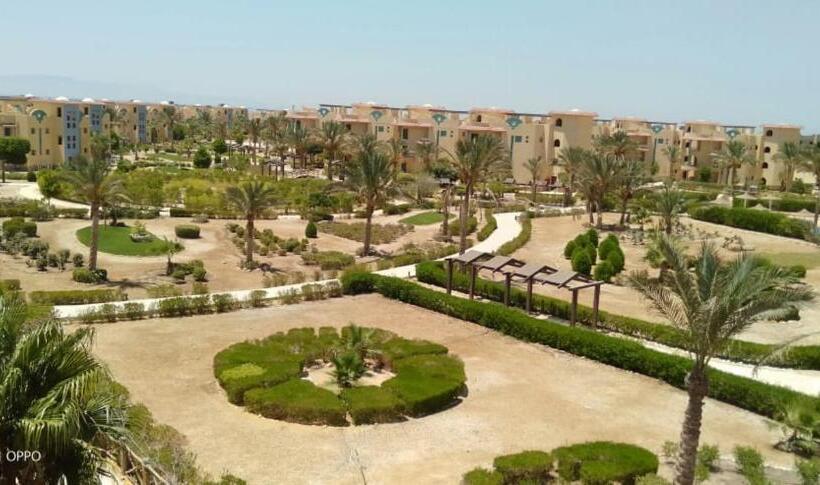 اتاق استاندارد سه تخته با چشم‌انداز باغ, Green Sudr Resort