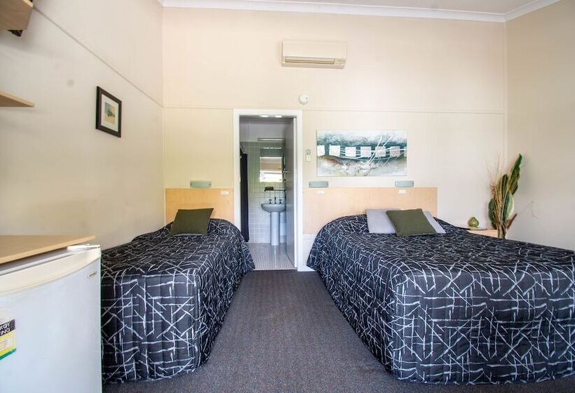 Номер Стандарт, Gundagai Motel