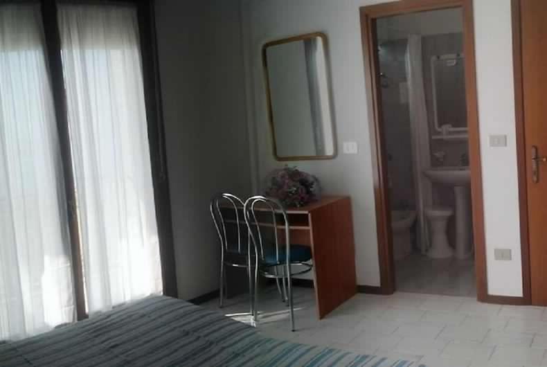 Трехместный Номер Deluxe Вид на Море, Villa Garda