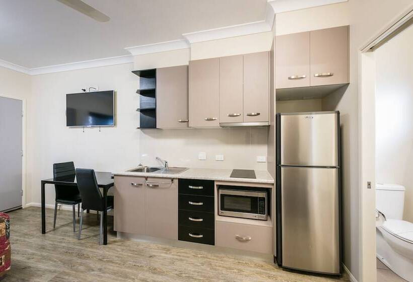 디럭스 스튜디오, Athena Studio Units