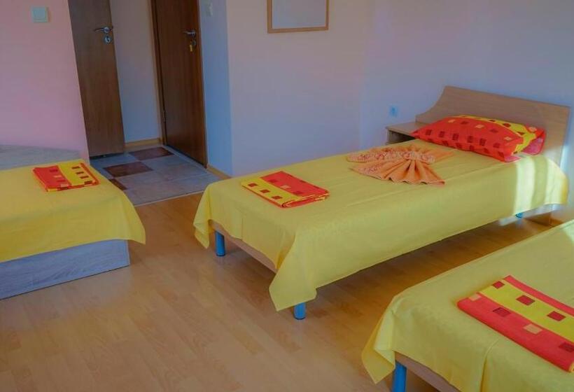 수피리어 트리플 룸, Tatyana Guest House