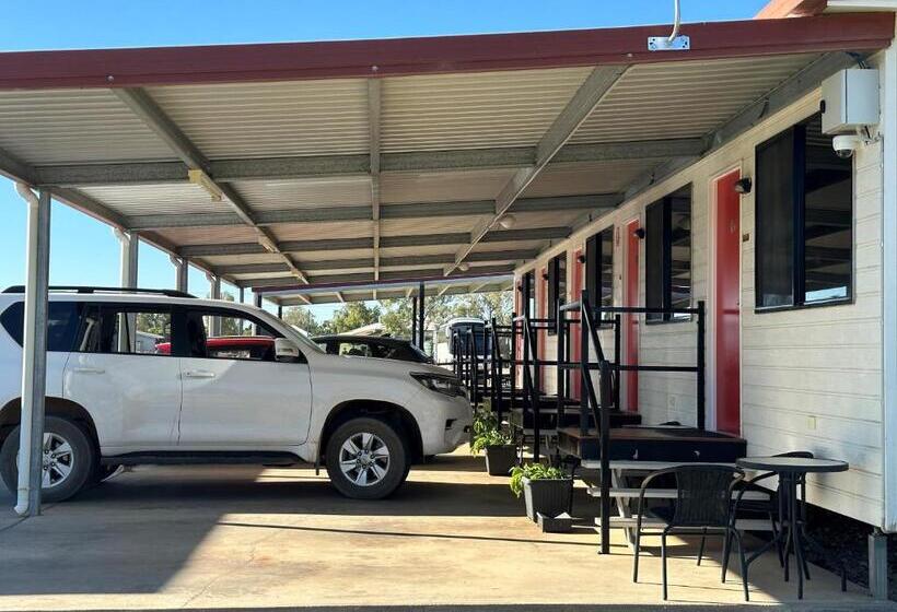 스탠다드 룸 킹사이즈 침대, Winton Outback Motel