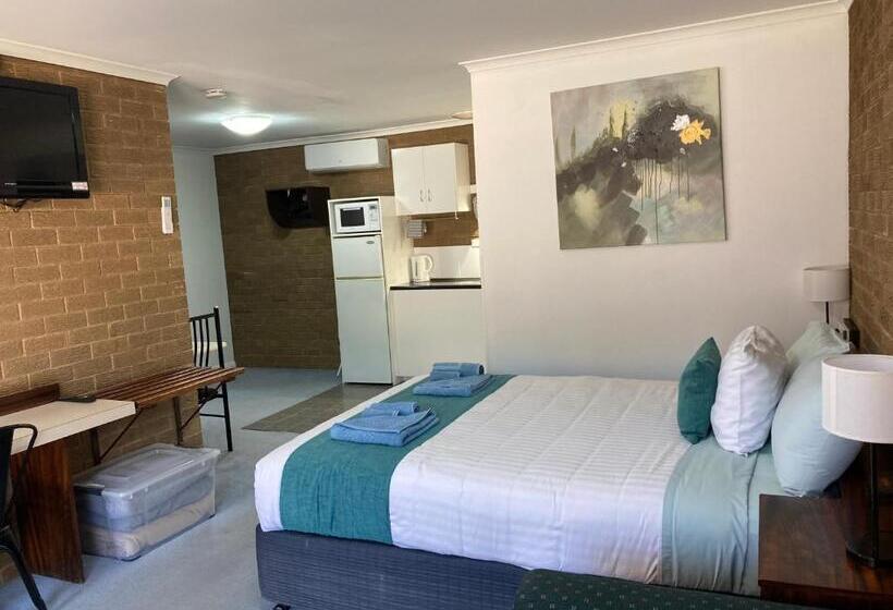 이그제큐티브 룸, Camellia Motel