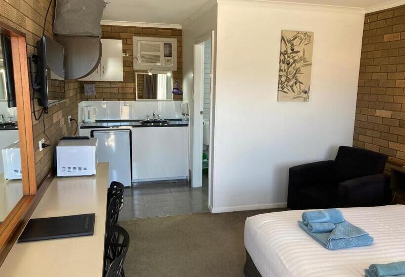 Номер Deluxe, Camellia Motel