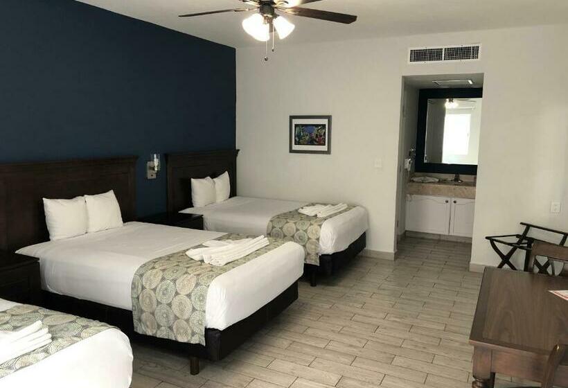 Habitación Triple Estándar, Las Margaritas Merida